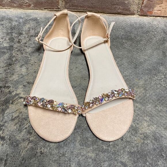 David's Bridal Halston Faux-Suede Gem Strap Flat Sandals Size 10 NEW - Picture 3 of 8